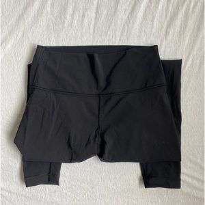 Lululemon black leggings, size 10